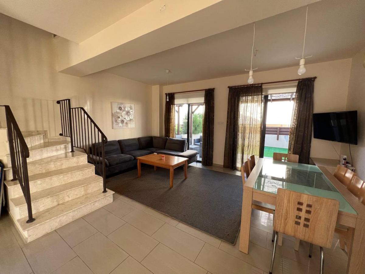 Kapparis Town House Villa Paralimni Exterior photo